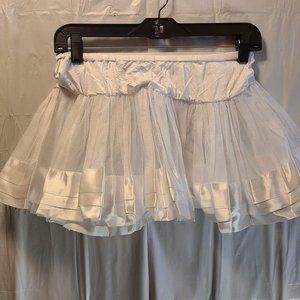 Puffy tulle mini skirt with satin accent